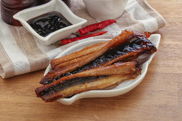 Roasted eel in unagi sause