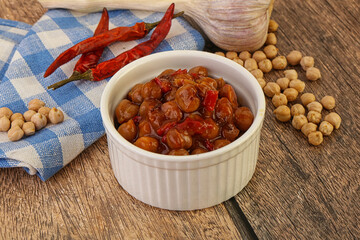 Baked chickpea with tomato sauce