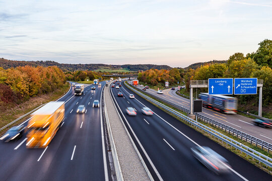 Germany, Baden-Wurttemberg, Leonberg, Traffic alongBundesautobahn8
