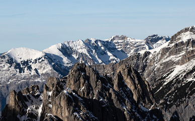 Majest&auml;tische Gipfel: Ein Panoramablick von der Hafelekarspitze