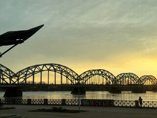 Obraz premium bridge over the river