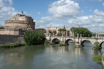 Engelsburg mit Engelsbrücke, Rom, Italien