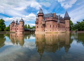 Obraz premium De Haar Castle near Utrecht, Netherlands