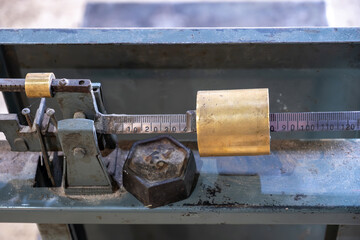 Mechanical balance Weighing scale used for heavy items in retro style with rim light