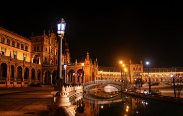 Fototapeta na wymiar The nocturnal wonders of the beautiful city of Seville in Andalusia Spain