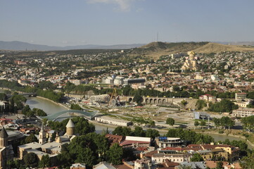 Tbilisi, Gruzja, Kaukaz, widok na dachy budynków, wieże, stare miasto, panorama, rzeka, twierdza