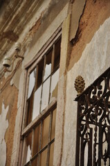 Śródziemnomorska uliczka, stary budynki, fasady, detale, architektura, Portugalia, Włochy, Chorwacja © Ornela