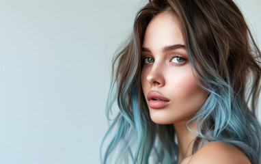 Naklejka premium Gorgeous woman with ombre or balayage techniques hairstyle