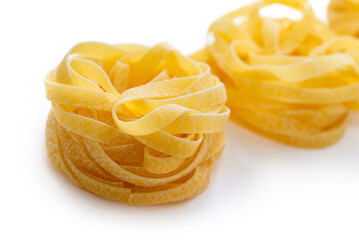 Tagliatelle, tradizionale pasta all'uovo della cucina emiliano-romagnola, cibo italiano 