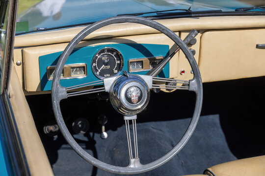 Austin A 40 Cabriolet driver's seat with steering wheel and speedometer at Chromblitz in Weiterstadt at Braunshardt Castle