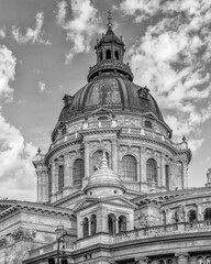 Fototapeta na wymiar Saint Stephen's Basilica in Budapest, Hungary