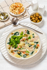 gnocchi zuppa toscana, italian creamy chicken soup
