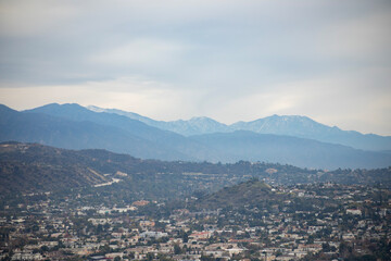 Fototapeta na wymiar view of city and mountains