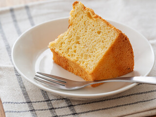 手作りのシフォンケーキ