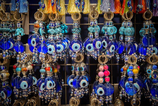 tienda de recuerdos y amuletos en Estabul tuequia
