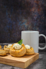 Puff pastry rolls with cream cheese. Desserts with cream cheese.