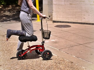 Broken Leg Doesn't Slow Her Down