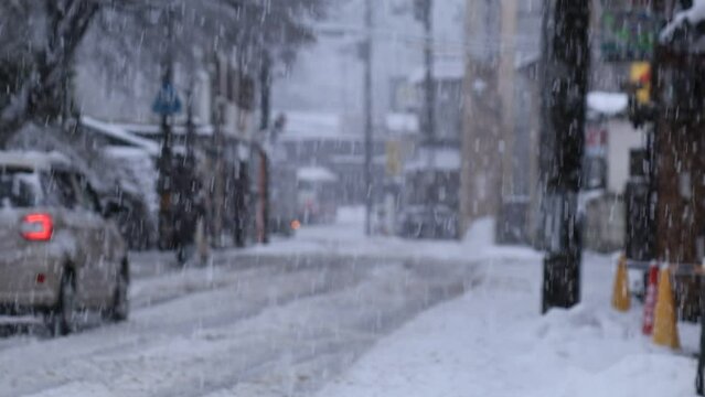 雪が降る風景　街並み