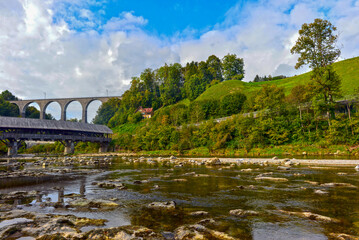 Fototapeta na wymiar Guggenlochbrücke und Hölzerne Thurbrücke in der Gemeinde Lütisburg im Kanton St. Gallen (Schweiz)