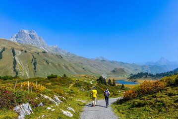 Wanderweg am Hochtannbergpass in Warth Vorarlberg, Österreich