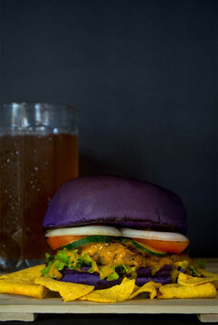 hamburger and chips with drinks