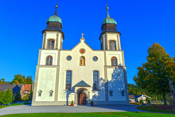 Fototapeta na wymiar Pfarr- und Wallfahrtskirche Bildstein im Bezirk Bregenz (Vorarlberg, Österreich)