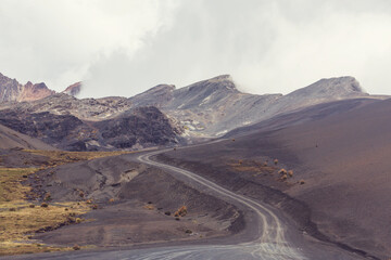 Naklejka premium Road in Peru
