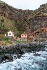 Fototapeta na wymiar Remote village Calhau da Lapa on Madeira in a gorge