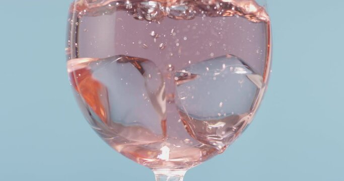 Vin ros&eacute; frais