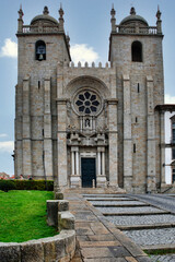 Fototapeta na wymiar Panoramic view of the Romanesque cathedral of Porto (or Sé do Porto) Built in the 12th century as a church - fortress