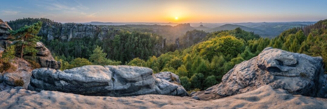 Carolafelsen (Carola rocks) at sunset, Saxon Switzerland, Saxony, Germany