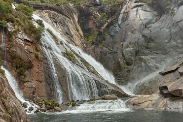 Naklejka premium La Cascada del Ézaro,