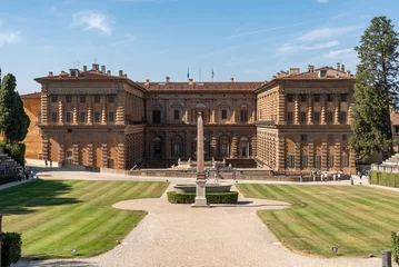 Gartenposter FLORENCE, ITALY - SEPTEMBER 18, 2023 - Famous Palazzo Pitti in Florence © imagoDens
