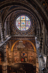 Fototapeta premium SIENA, ITALY - SEPTEMBER 23, 2023 - The presbytery of the Siena cathedral, seen through a roof window