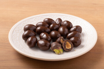 ピスタチオ　チョコレート