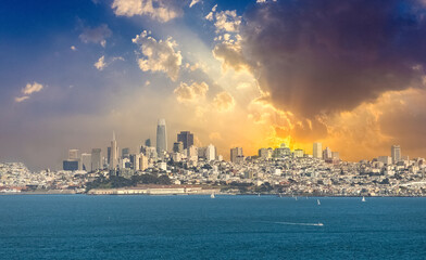 skyline of San Francisco with dramatic sky