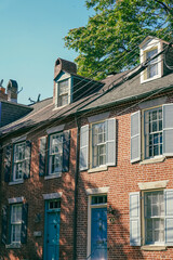 Naklejka premium 古いレンガの美しい町並み