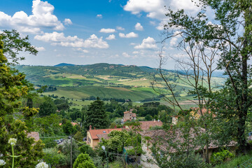 Fototapeta na wymiar Views travelling around Montepulciano, Tuscany, Italy