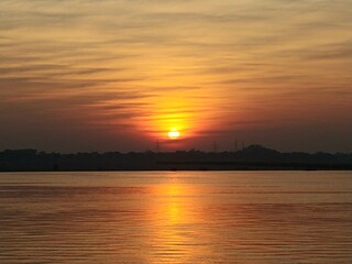 인도 겐지스강 일출