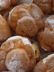 たくさんのシュークリーム