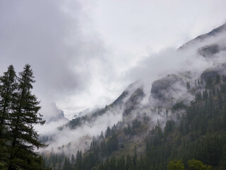 Fototapeta na wymiar View at the mountains at Staffal on Aosta valley, Italy