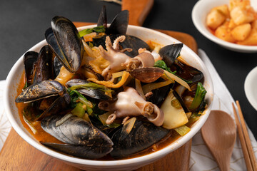 Sweet and sour pork, jajangmyeon, kansho shrimp, seafood, Chinese food, Sweet and sour pork, black bean noodles, thinly sliced shrimp, seafood jjamppong, jjamppong, bean paste skin, Chinese food