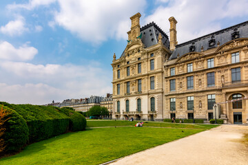 Fototapeta na wymiar Louvre palace in center of Paris in spring, France