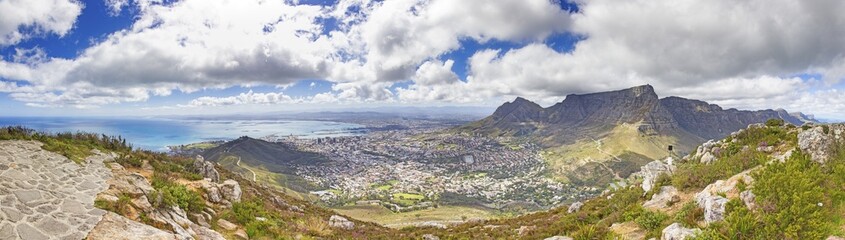 Fototapeta na wymiar Panoramic picture of Cape Town taken from Lions Head mountain