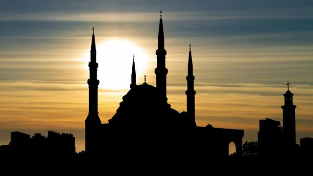 The Mohammad Al-Amin Mosque, a Sunni Muslim mosque located in downtown Beirut, Time Lapse at