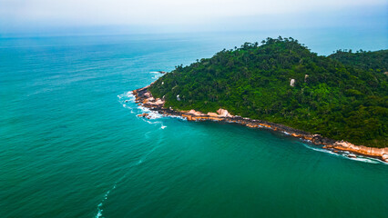 Fototapeta premium Paraíso Tropical Ilha do Campeche Praia SC Paisagem Caribe Água Sul Turismo Atlântico Florianópolis Floripa Santa Catarina Verão Diversão Natureza Ar Livre Oceano Mar Barcos Mergulho Viagem Drone