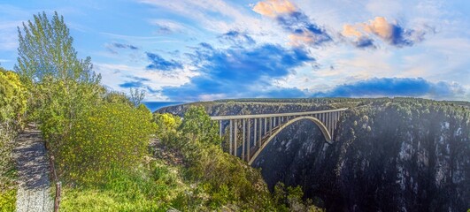 Panoramic picture of the Bloukrans Bridge in South Africa's Tsitsikama National Park