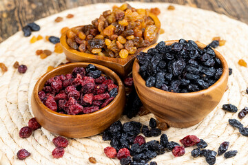 small dark raisins during cooking