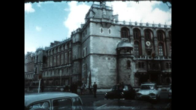 Chateau Saint-Germain-en-Laye 1968 - Viewing Ch&acirc;teau de Saint-Germain-en-Laye in France, 1968.