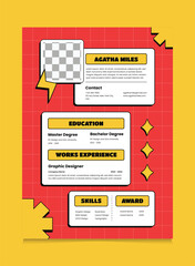 Retro Graphic Designer CV Template